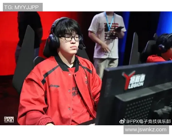 青年赛特别报道JDG战队如何在电竞赛场上实现突破与成长的历程